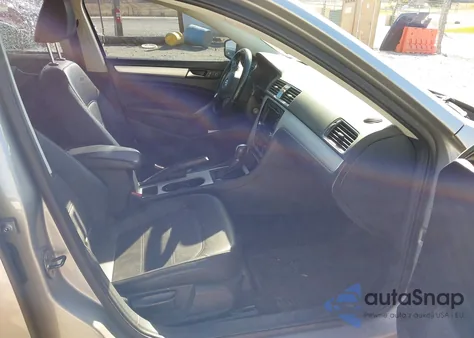 2013 Volkswagen Passat 2.0L Tdi Se из США, поврежденный, VIN 1VWBN7A35DC044394